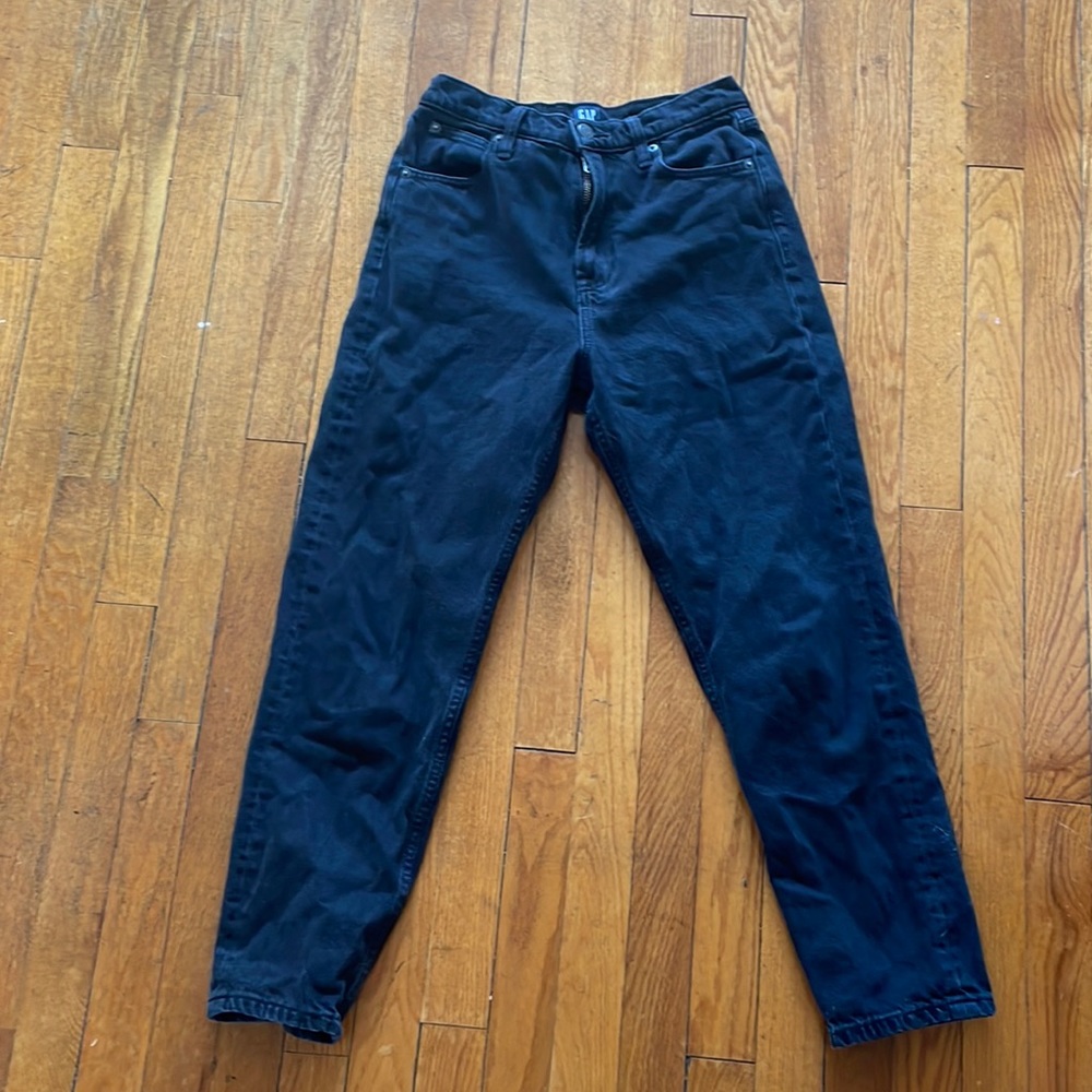 GAP mom jean- black wash
